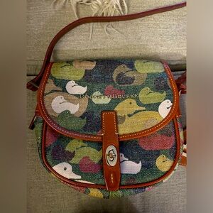 Dooney&Bourke duck camo crossbody purse, with three Duck Dynasty signatures.